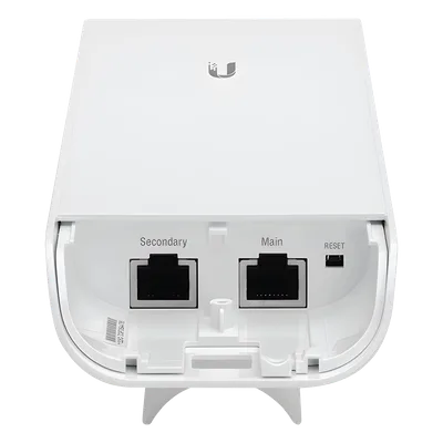 CPE Inalámbrico / 5 GHz / 150 Mbps / Antena 16 dBi / 24V PoE / Pole-Mount / -30°C a 75°C
