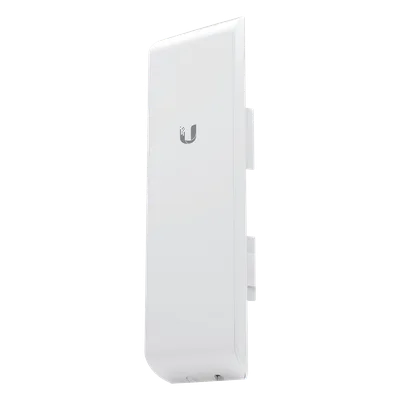 CPE Inalámbrico / 5 GHz / 150 Mbps / Antena 16 dBi / 24V PoE / Pole-Mount / -30°C a 75°C