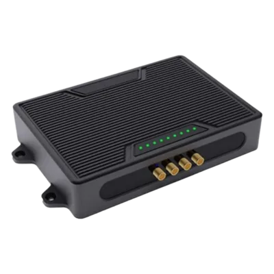Concentrador UHF / 4 Antenas SMA / Alcance 15 m (49.2 ft) / 902-928 MHz / IP53 / 33 dBm / E/S Digitales