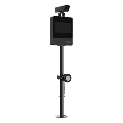 Kit ANPR IP / 2 Megapixel / Lente Motorizado 3.1-6 mm / Luz de Relleno 5-10 m (16.4-32.8 ft) / Pantalla LED 64x32 / Precisión 98%