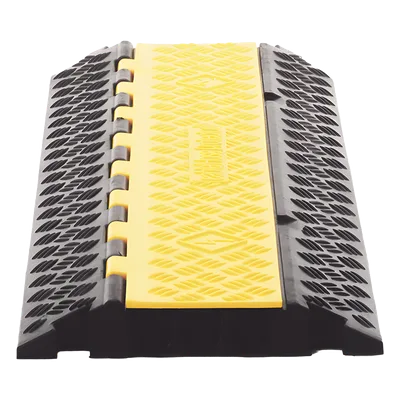 Protector de Cable / 3 Canales / Carga 5 Toneladas / Canal 30x30 mm / Base Goma y Tapa Plástico / 90 cm Largo / Amarillo-Negro