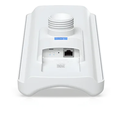 Punto de Acceso PtMP / 5 GHz Wi-Fi 5 / 50+ Clientes / Alcance 5 km (16,404 ft) / Antena Sectorial 90° 17 dBi / IP66