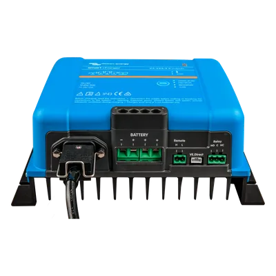 Cargador de Baterías / 24V 25A / 3 Salidas Independientes / IP43 / Carga 6 Etapas / Plomo y Litio
