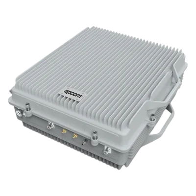 (HASTA 3 KILÓMETROS) Amplificador de Señal Celular TRI Banda / 2G, 3G, 4G y Llamadas / 20 Watts de Potencia / Ganancia DL 95 dB / Amplía la Cobertura Celular a Área Rural / IP65 Exterior