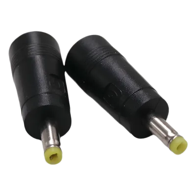 Adaptador DC / Entrada Hembra 5.5 x 2.1 mm / Salida Macho 4.0 x 1.7 mm / Longitud 35-40 mm / Contacto Resorte Tipo Diapasón
