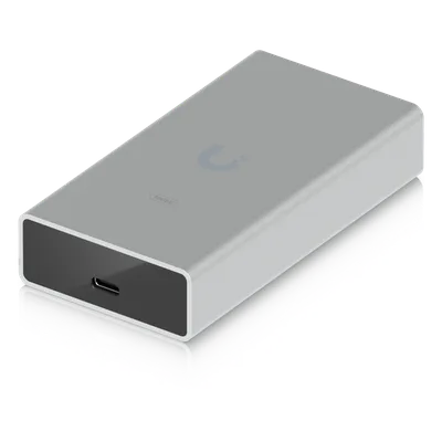 Adaptador USB-C a Ethernet / 10 GbE / Plug-and-Play / USB4 Thunderbolt / 107x56x22 mm / 0.35x0.18x0.07 ft / 160 g