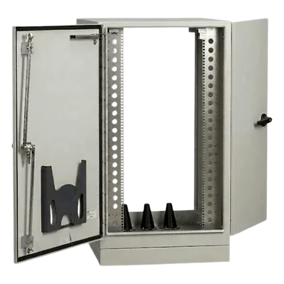 Gabinete FTTX Tipo 4X / Aluminio Soldado 3 mm / 10 UR / 762x762x1118 mm / IP66 / Aislamiento Térmico / 30x30x44 in