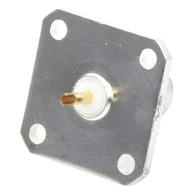 Conector BNC Hembra / Soldable para Chasis / 4 Perforaciones 18 mm (0.59 ft) / Compatible UG-177/U