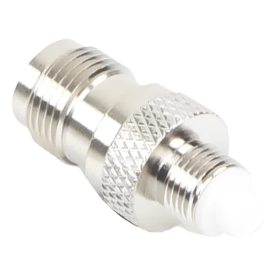 Adaptador RF / TNC Hembra a FME Hembra / Montaje en Línea / Cuerpo Bronce Niquelado / Contacto Oro / Aislante Teflón