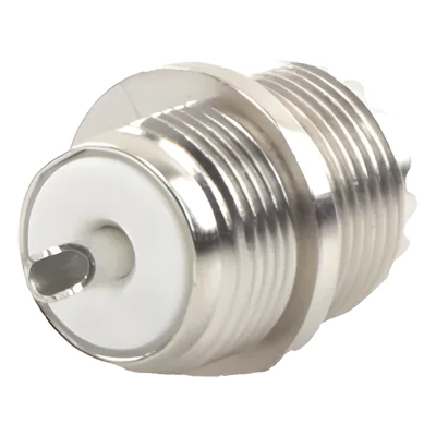 Conector UHF Hembra / Montaje Frontal en Panel D Plano / Cuerpo Zinc Niquelado / Contacto Plateado / Aislante Baquelita / Soldable