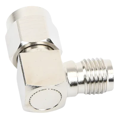 Adaptador RF Coaxial / Ángulo Recto / SMA Macho a SMA Hembra / Cuerpo Bronce Niquelado / Contacto Oro / Aislante Teflón