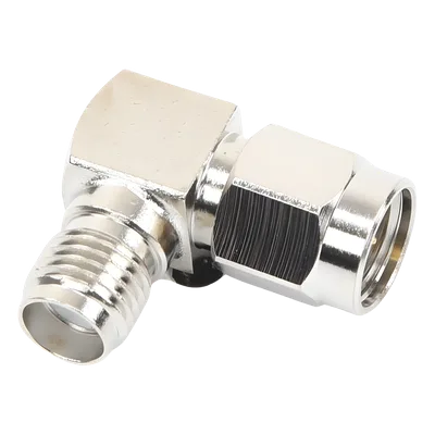 Adaptador RF Coaxial / Ángulo Recto / SMA Macho a SMA Hembra / Cuerpo Bronce Niquelado / Contacto Oro / Aislante Teflón