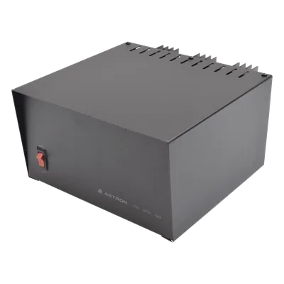 Fuente de Poder Lineal Regulada / 13.8 Vcc / 20 A / 276 W / Cargador de Baterías 2 A / 115 Vca