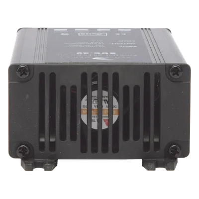 Convertidor de CD-CD, Entrada: 20-35 Vcc, Salida 13.8 Vcc 30 A.