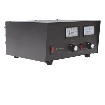Fuente de poder 13.8Vcc, 35A, lineal, voltaje y corriente variable con medidores