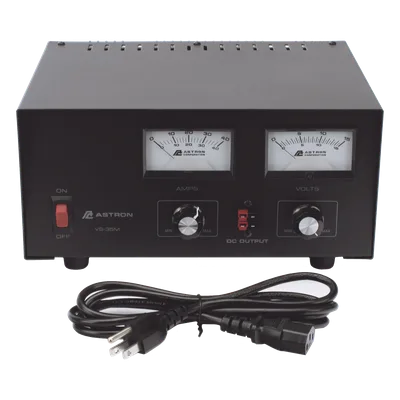 Fuente de poder 13.8Vcc, 35A, lineal, voltaje y corriente variable con medidores