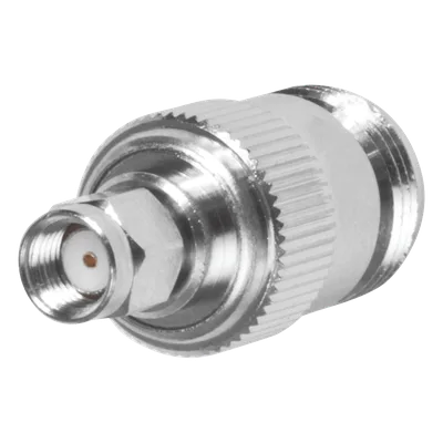 Adaptador Coaxial en Línea / SMA Macho Inverso a N Hembra / Frecuencia 18 GHz / Cuerpo Bronce Niquelado / Contacto Oro / Aislante Teflón