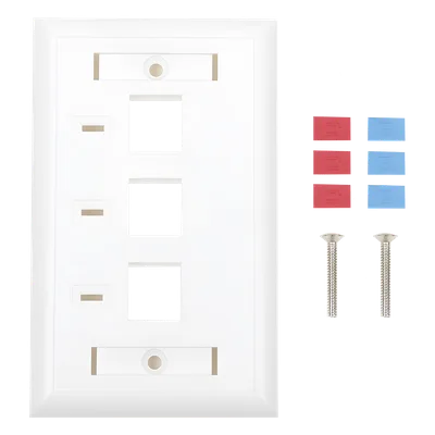 Placa de Pared / 3 Puertos Keystone / Espacio para Etiqueta / 70 x 115 mm / 2.75 x 4.52 in / Blanco