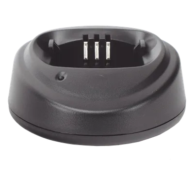 Cargador Rápido de Escritorio / Radios de 2 Vías / Protección Inteligente / Fuente 120 VCA Incluida / Operación -20°C a 45°C (-4°F a 113°F)