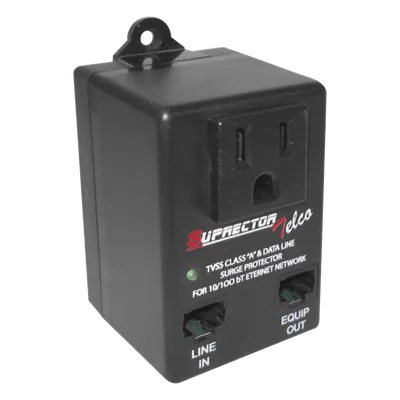 Supresor de Picos / Línea Datos RJ45 + Alimentación 127 VAC / 15 A / IP64 / 7.5 x 5 x 5 cm / 2.95 x 1.97 x 1.97 in