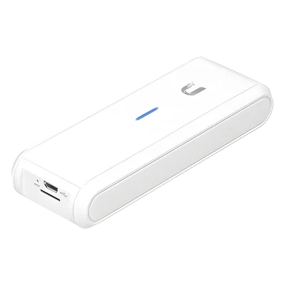 Cloud Key para gestionar 50 equipos UniFi desde la nube, servidor hotspot, alertas a correo, actualizaciones masivas, etc. 802.3af