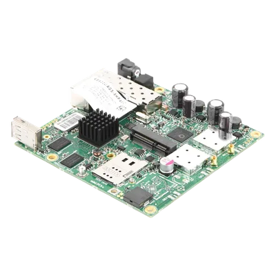 Router Inalámbrico / Wi-Fi 5 802.11ac / 867 Mbps / 1 Puerto Gigabit / SFP / CPU 720 MHz / MiniPCIe 3G/4G / RouterOS L4