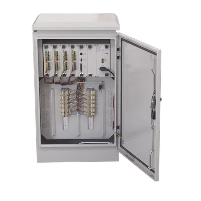 Controlador de tráfico / 22 salidas independientes / Software integrado / 85-265 VAC / 10 W / Intersecciones viales completas
