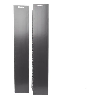 Organizador Vertical de Cable / Doble Capacidad Frontal y Posterior / 45 RU / 6.7in (170mm) Ancho / 83.0in (2108mm) Alto / Negro