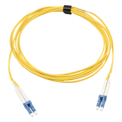 Jumper de Fibra Óptica Monomodo / LC/UPC Duplex / OFNR Riser / 3 Metros (9.84 Pies) / 10 Gigabit / XGLO