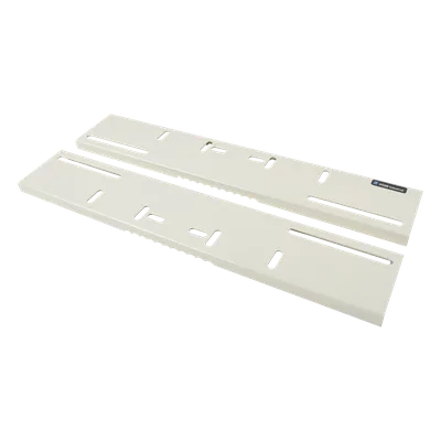 Montaje de Poste / Abrazaderas 3' a 5' / Acero Calibre 16 / 394 x 73 x 12 mm / Ajustable 200-370 mm