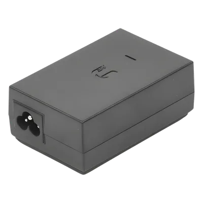 Adaptador PoE / 24 VDC 1.0 A / Gigabit 10/100/1000 Mbps / Protección ESD / Montaje en Pared / 0-40°C