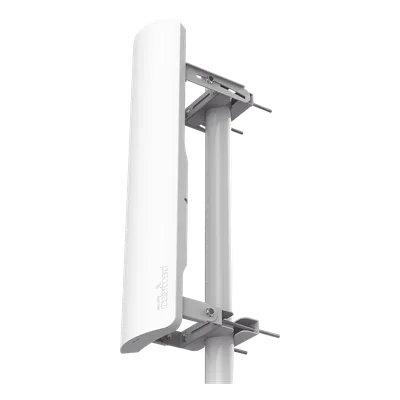 Punto de Acceso Sectorial / 5 GHz 802.11ac / Antena 19 dBi 120° / 1000 mW / CPU 720 MHz / Puerto SFP