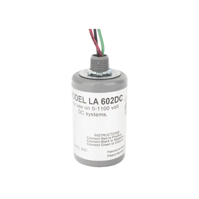 Protector de Descargas Atmosféricas / Sistemas Fotovoltaicos DC / 0-1100 Vcc / Tiempo de Respuesta 5 ns / Varistor de Óxido de Silicio / Instalación Externa