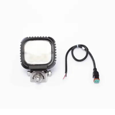 Luz de Trabajo LED / 7 W / 2875 Lúmenes / 12-24 VCD / IP67 / 80,000 h / 2.9" x 4.9"