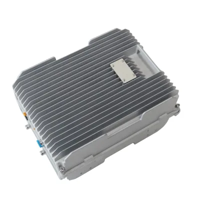 Amplificador de Señal Celular / Cobertura 5 km / 20 Watts / Banda 5 850 MHz / Ganancia 95 dB / IP65 / Monitoreo USB