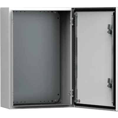 Gabinete Mural MAS 500 x 500 x 210 mm (19.7 x 19.7 x 8.3 in) / IP66 / NEMA 4/12/13 / IK10 / Acero Dulce 1.5 mm / Platina de Montaje Incluida / Color Gris Claro RAL 7035