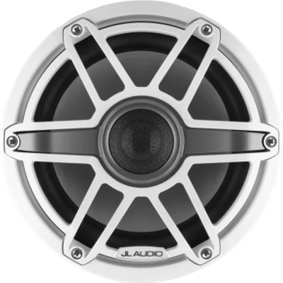 Bocinas Náuticas Coaxiales 8.8" (224 mm) / 125 W RMS / 90.5 dB / 38 Hz-20 kHz / 4 Ω / Polipropileno con Mica / Tweeter Cúpula de Seda / Rejilla Deportiva Blanca