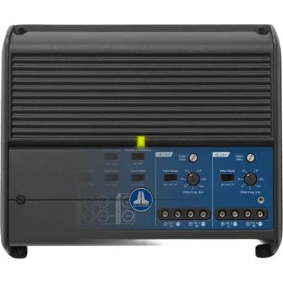 Amplificador Náutico y para Automóvil / 4 Canales / 400 W / Clase D / Rango Completo / 100 W RMS x 4 a 2 Ohmios / Filtros 50-500 Hz / Control Remoto Opcional / JL Audio