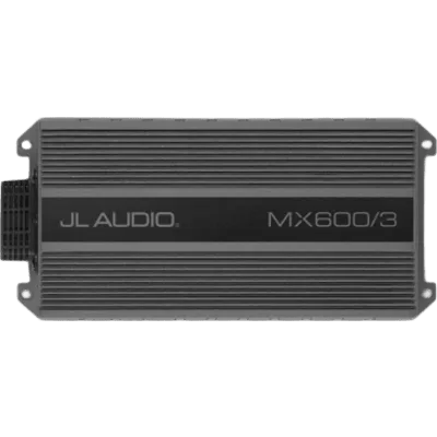 Amplificador Náutico y para Deportes de Motor / 3 Canales / 600 Vatios / Clase D / IPX7 / 11-15 VDC / Filtros Paso Alto y Paso Bajo / Control de Nivel Remoto Opcional (RBC-1)