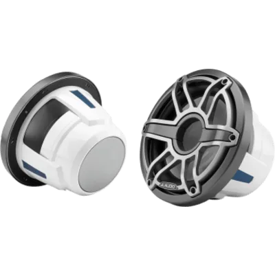 Subwoofer Náutico JL Audio M6 / 10" / Rejilla Deportiva de Titanio / 250 W RMS / Impedancia 4 Ω / Cono de Polipropileno Relleno de Mica / Montaje en Caja Sellada o con Puerto / Uso en Exteriores Náuti