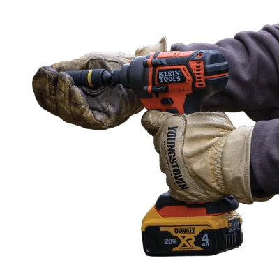 Llave de Impacto Inalámbrica / Torque 210 lb-ft / Motor sin Escobillas / Velocidad Variable 2200 RPM / Luz LED / 8.7'' (22.1 cm)
