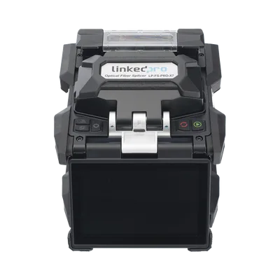 Fusionadora de Fibra Óptica / Alineación por Núcleo / 6 Motores / 5 s por Empalme / 360 Empalmes por Carga / GPS con SIM / 4G y Nube / Pantalla Táctil 5"