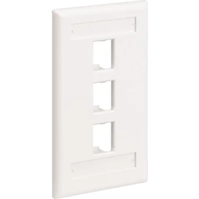 Placa de Pared Vertical / 3 Puertos Mini-Com / Con Espacios para Etiquetas / 69.8 x 114.3 mm (2.75 x 4.5 in) / Blanco Mate