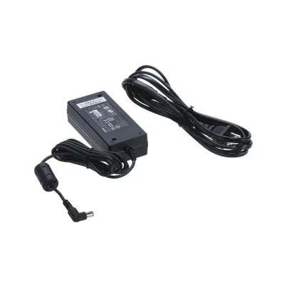 Fuente de Alimentación Universal / Entrada 100-240 Vca / Salida 15 Vcd 2.7 A / 40.5 W / Conector Estándar MP300