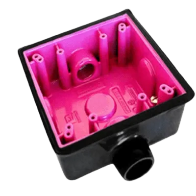 Caja Cuadrada / 3/4" / Recubrimiento PVC 40 mils / Uretano Púrpura 2 mils / IK09 / UL 514A/B / NEMA RN-1 / 67 mm Profundidad / 2.2 pies Equivalente