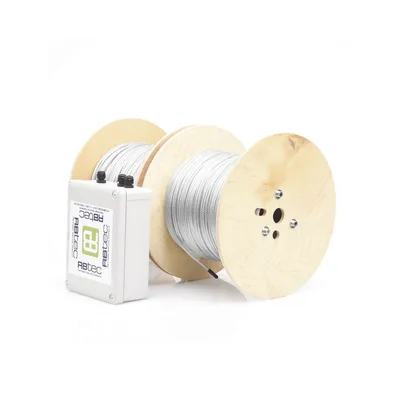 Cable Sensor Perimetral / 610 m (2,000 ft) / 2 Zonas Independientes / Malla de Acero Inoxidable / NEMA 4X / IP66 / Autocalibración Climática