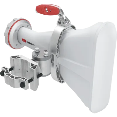 Antena Sectorial Asimétrica / 60°H x 25°V / 17 dBi / 4.9 - 7.1 GHz / TwistPort / Sin Lóbulos Laterales