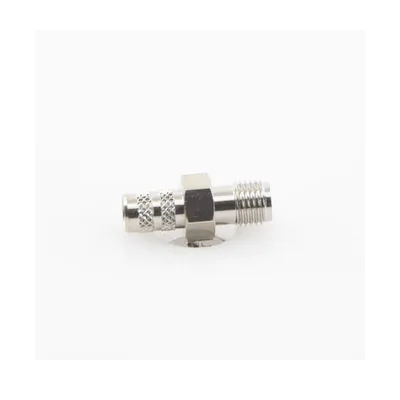 Conector Coaxial SMA Hembra / Anillo Plegable / Para Cables RG-8/X, LMR-240, Belden 9258 / Cuerpo Níquel / Contacto Oro / Aislante Teflón