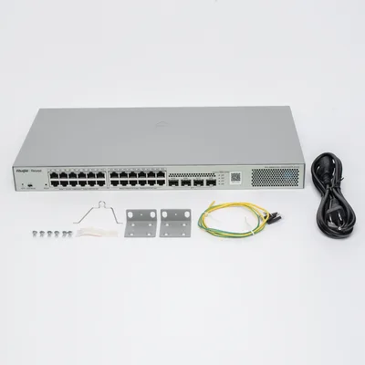 Switch Administrable L2 PoE+ / 24 Puertos Gigabit / 4 SFP Uplink 1G / 370W / Capacidad 56 Gbps / Protección 6 kV / 1U Rack