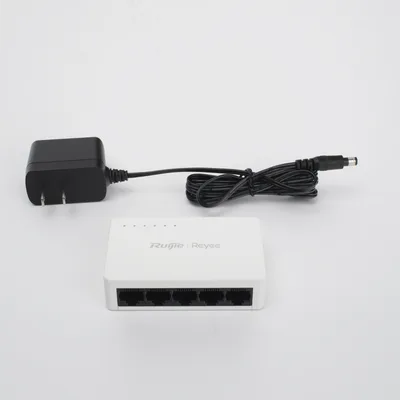 Switch No Administrable / 5 Puertos 10/100 Mbps / Visibilidad Cloud / Plug & Play / 1 Gbps Switching Capacity